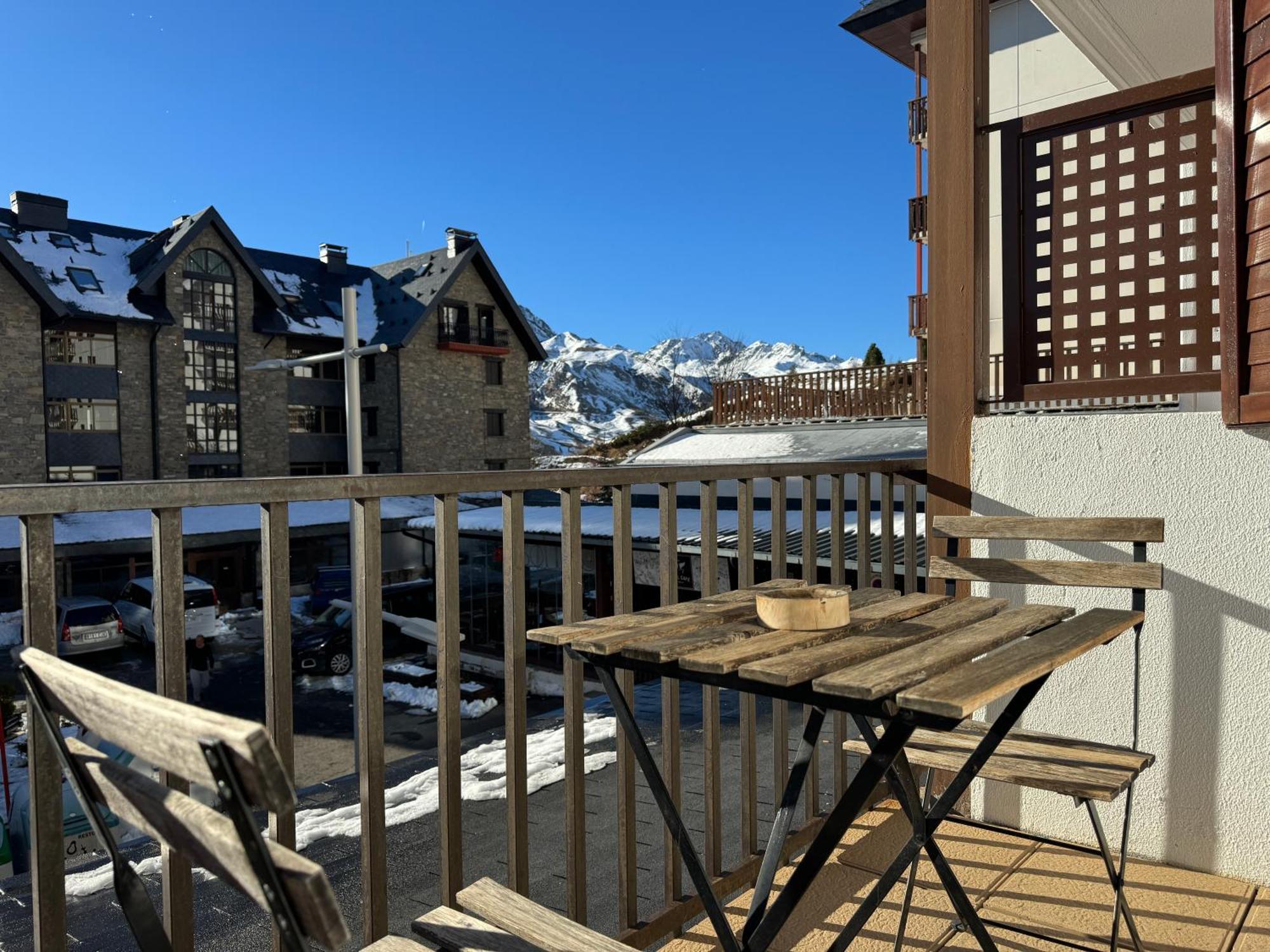 Estudio En Formigal Con Vistas A Las Pistas De Esqui Y Garaje - Esquia Sin Llaves Экстерьер фото