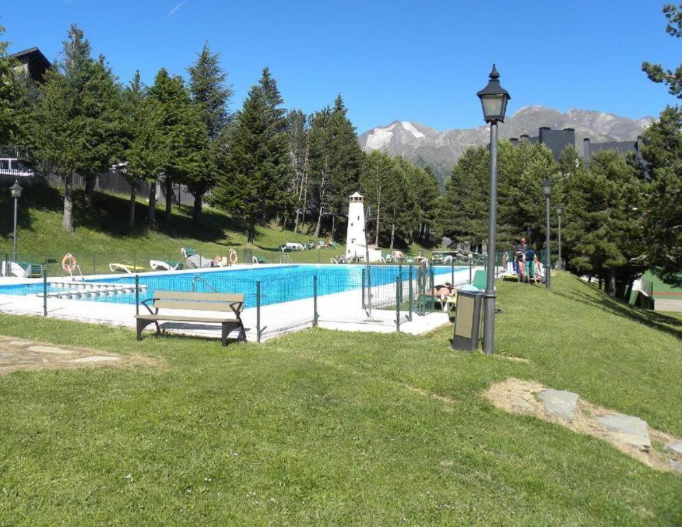 Estudio En Formigal Con Vistas A Las Pistas De Esqui Y Garaje - Esquia Sin Llaves Экстерьер фото